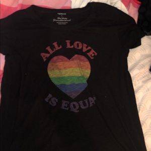 Torrid size 4 women’s shirt